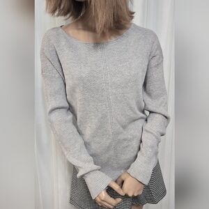 Banana Republic Light Gray Ribbed Sweater.  Pristine Condition